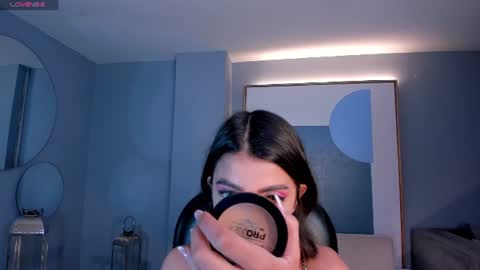 Snapshot of valeriavelvet chatting on July 11, 12:08 pm Vale online show from July 11, 12:08 pm