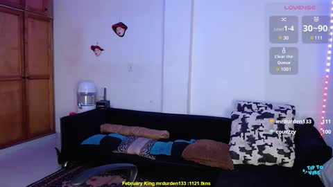 Snapshot of valerie_smile chatting on February 24, 7:22 am Valerie online show from February 24, 7:22 am