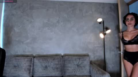  call me Val  online show from February 6, 2:42 pm