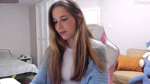 Valerie online show from September 8, 10:09 pm