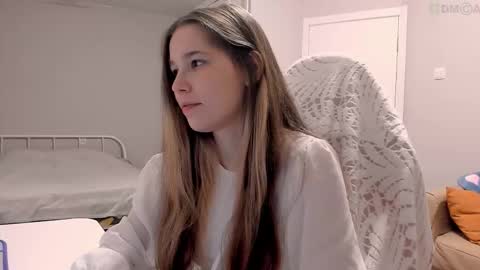 Snapshot of valeriebubbles chatting on November 17, 8:58 pm Valerie online show from November 17, 8:58 pm