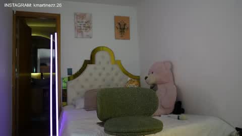 valeriecollinss_ online show from June 11, 2:53 am