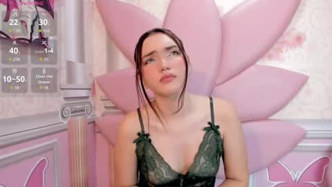 valerie online show from April 25, 4:26 pm