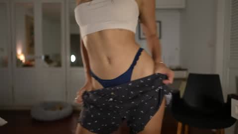 Valerie online show from October 29, 2:47 am