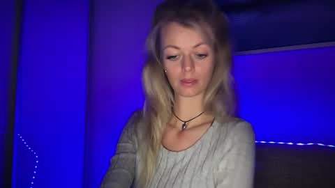 Valerie  online show from February 17, 2:46 pm