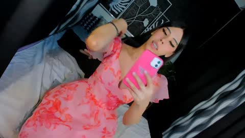 Snapshot of valerieriches chatting on January 19, 2:59 pm Valerie online show from January 19, 2:59 pm