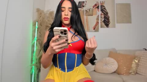 Snapshot of valerietnt chatting on October 15, 3:06 am valerie online show from October 15, 3:06 am