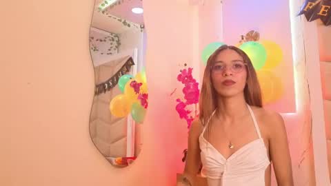 Valerie online show from May 6, 8:47 pm