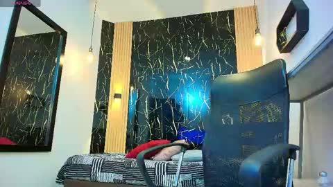 VALERIO  online show from May 2, 3:11 am