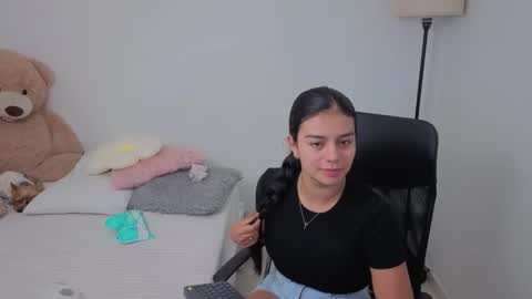 Juli C online show from November 22, 1:37 am