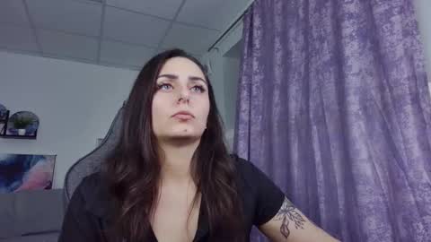 Valerie online show from November 24, 2:28 pm