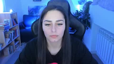 Valerie online show from March 1, 2:41 pm