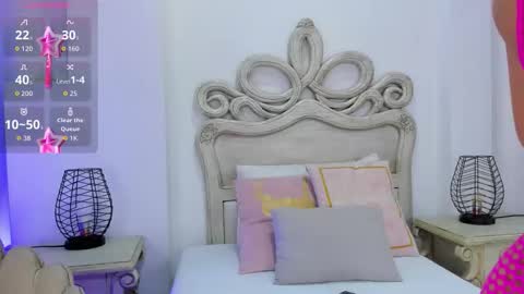 Snapshot of valerith_vega chatting on October 14, 11:44 am online show from October 14, 11:44 am