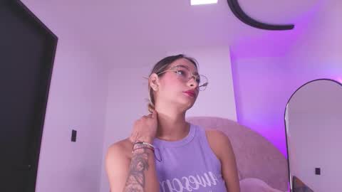 Valeryn online show from February 5, 3:00 am