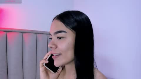 Snapshot of valery__nova chatting on June 13, 3:32 pm Cris online show from June 13, 3:32 pm