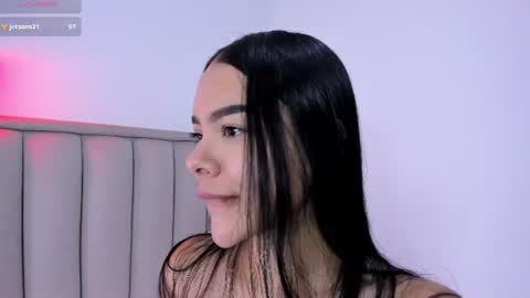 Snapshot of valery__nova chatting on July 18, 11:36 am Cris online show from July 18, 11:36 am