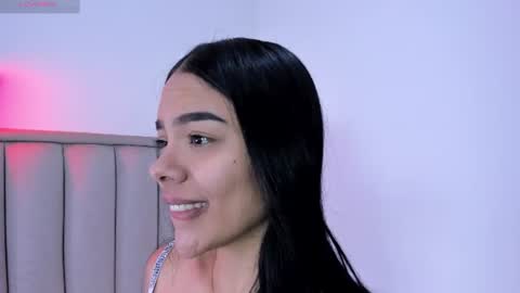 Snapshot of valery__nova chatting on July 27, 12:34 pm Cris online show from July 27, 12:34 pm