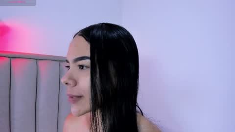 Snapshot of valery__nova chatting on July 28, 12:01 pm Cris online show from July 28, 12:01 pm