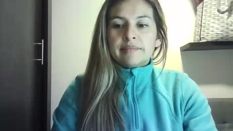 Snapshot of valery__rouse_ chatting on April 11, 5:56 am Valery online show from April 11, 5:56 am