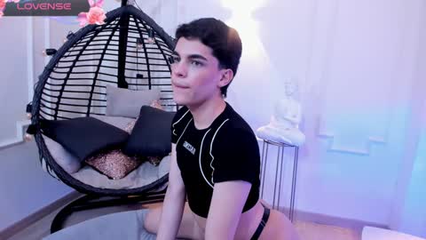 Thomy online show from December 2, 11:18 pm