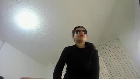 Snapshot of valery_hot692 chatting on June 8, 1:55 pm valery_hot692 online show from June 8, 1:55 pm