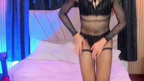 VALERY ROSE online show from February 6, 2:38 am