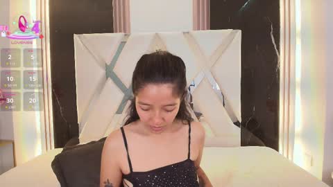 Val online show from February 27, 3:05 pm