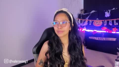 Val online show from October 9, 11:41 am