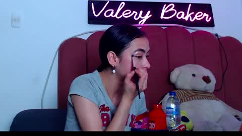 Snapshot of valerybaker1 chatting on December 14, 11:01 pm B V Naughty online show from December 14, 11:01 pm
