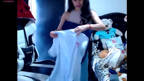 B V Naughty online show from January 18, 5:28 pm