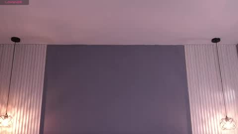 Snapshot of valerynova chatting on May 4, 11:06 am Carla online show from May 4, 11:06 am