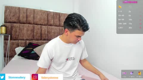 Valery Stonne  online show from January 5, 7:07 pm