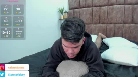 Valery Stonne  online show from February 8, 11:34 pm