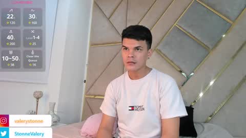 Valery Stonne  online show from February 25, 7:58 pm