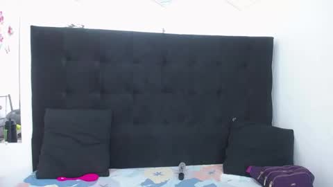 Snapshot of valerythompsonper chatting on September 13, 9:58 pm valery online show from September 13, 9:58 pm