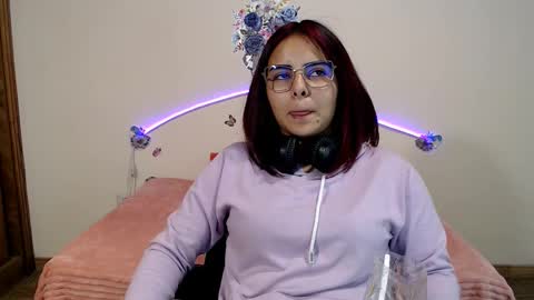 Snapshot of valeryxs1 chatting on November 2, 7:27 pm Angelyxs online show from November 2, 7:27 pm