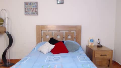 Snapshot of valesantodomingo chatting on September 12, 10:10 pm Sofia online show from September 12, 10:10 pm