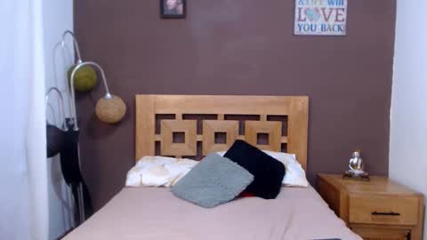 Snapshot of valesantodomingo chatting on November 12, 11:47 pm Sofia online show from November 12, 11:47 pm