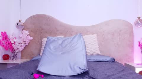 Valeska online show from March 12, 7:31 pm