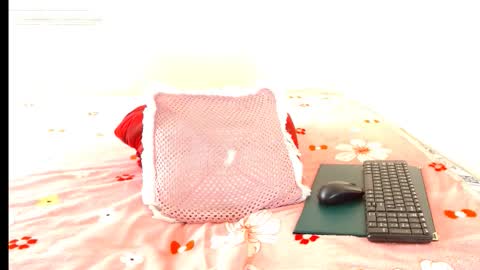 Snapshot of valkahot20 chatting on March 20, 8:25 pm VALKA online show from March 20, 8:25 pm