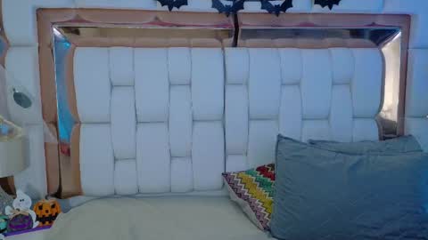 Valkiria moore  online show from October 7, 11:13 pm