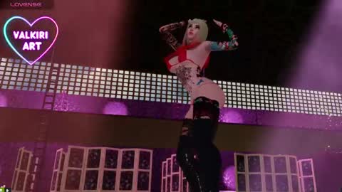 Snapshot of valkiriart chatting on January 22, 9:54 pm valkiriart online show from January 22, 9:54 pm