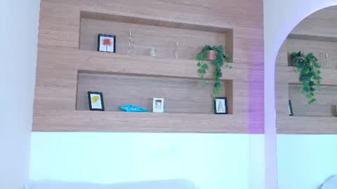 Snapshot of valkiriascarlett chatting on June 19, 7:06 pm valkiriascarlett online show from June 19, 7:06 pm