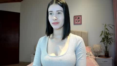 Snapshot of vallejo_macarena chatting on October 11, 3:06 am Macarena online show from October 11, 3:06 am