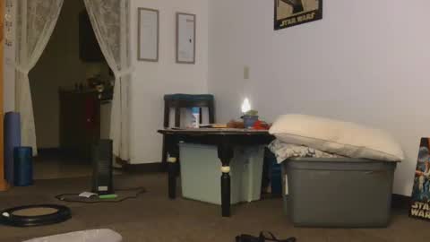 Snapshot of valleriestarr chatting on February 4, 4:15 am Vallerie Starr online show from February 4, 4:15 am