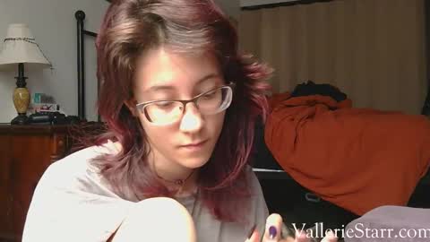 Snapshot of valleriestarr chatting on October 28, 3:58 pm Vallerie Starr online show from October 28, 3:58 pm