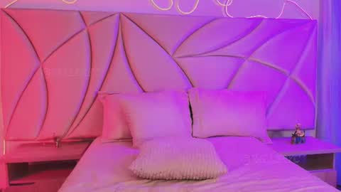 Vallery online show from July 23, 1:58 am