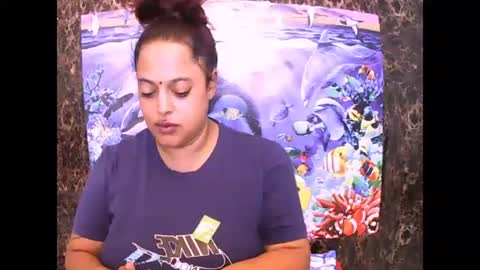 Snapshot of valleyval chatting on March 5, 10:22 am indianvalvet priya is back online show from March 5, 10:22 am