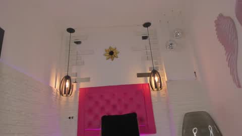 Snapshot of valloletsamar chatting on January 11, 11:23 am Vallolet Peach  online show from January 11, 11:23 am