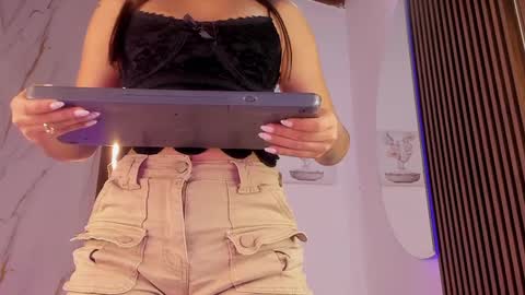 Snapshot of valloletsamar chatting on September 17, 11:56 am Vallolet Peach  online show from September 17, 11:56 am